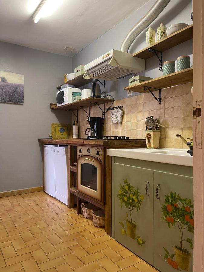 Montagne D'Alaric Apartment Moux Ngoại thất bức ảnh