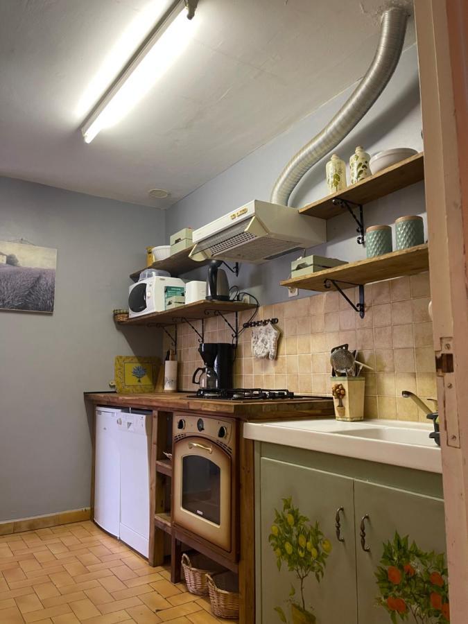 Montagne D'Alaric Apartment Moux Ngoại thất bức ảnh