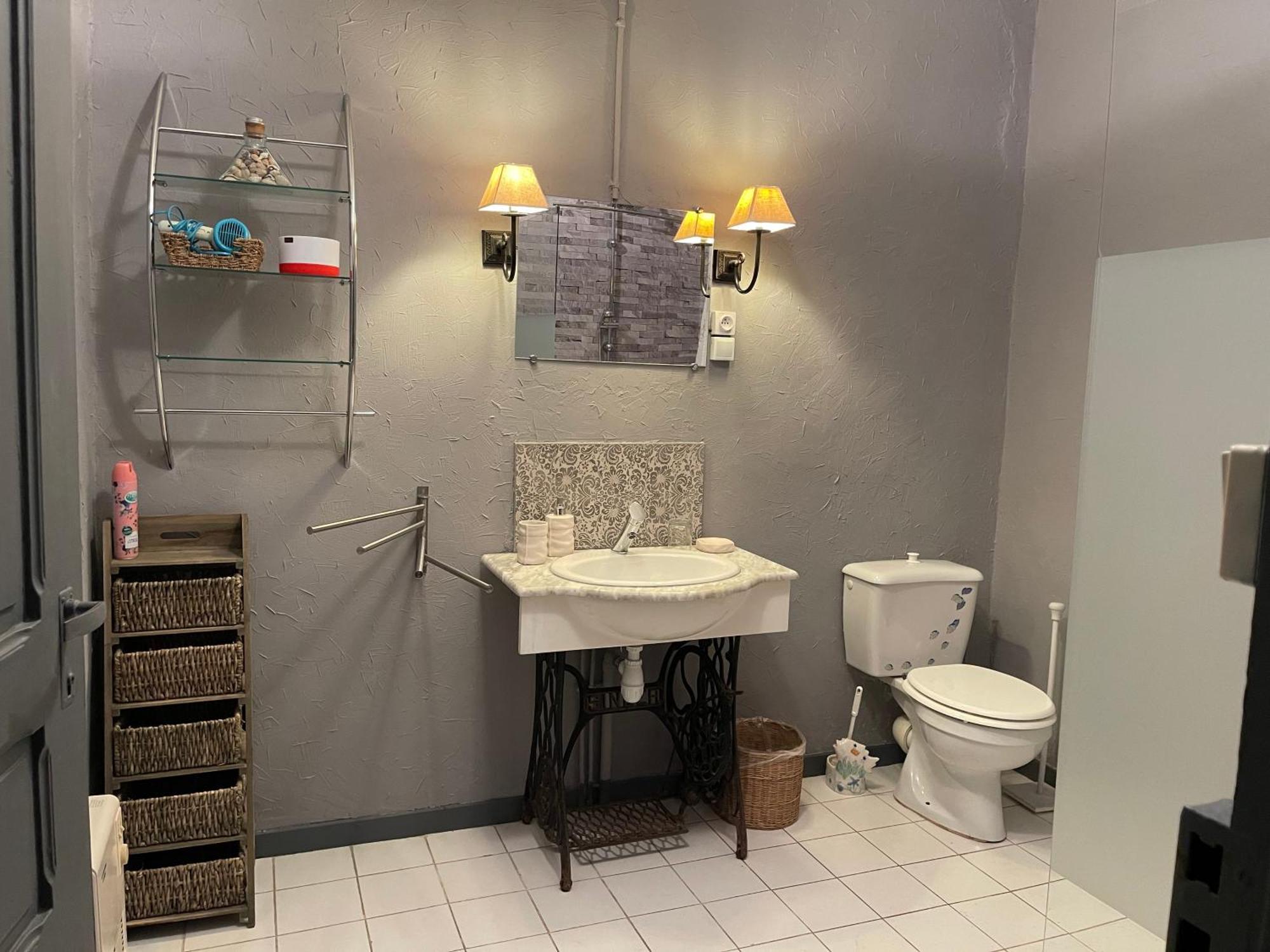 Montagne D'Alaric Apartment Moux Ngoại thất bức ảnh